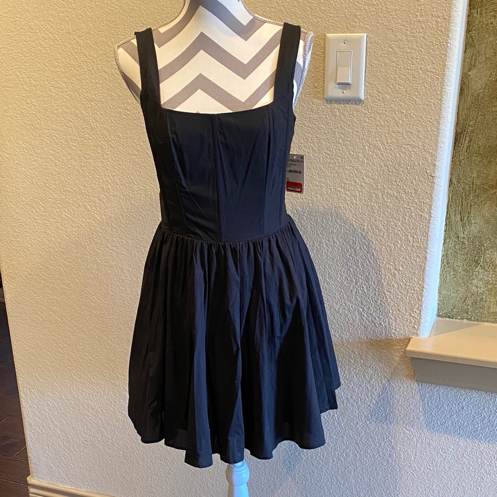 Chelsea28 Elegant Black Dress